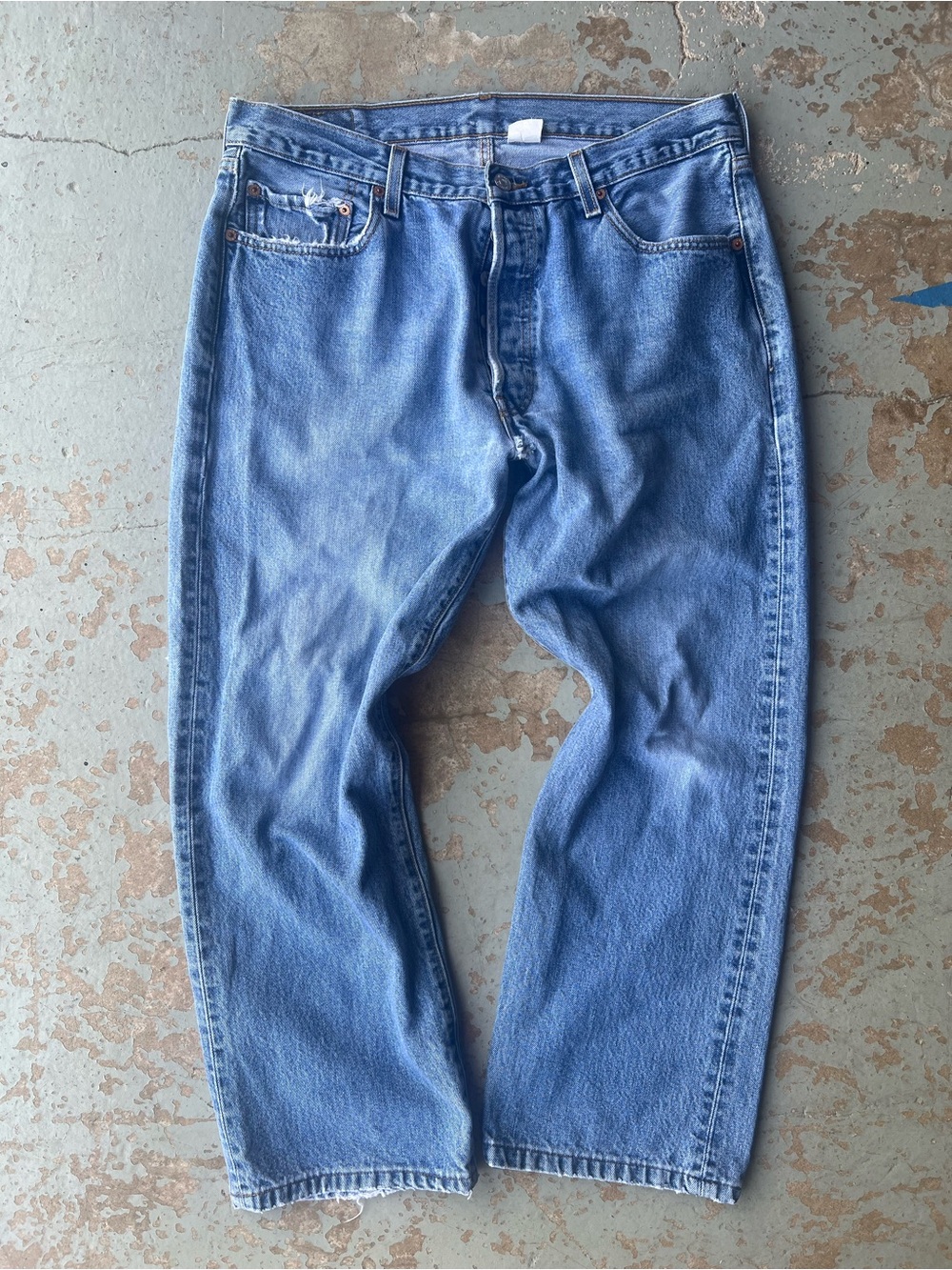 Vintage Y2K 2005 Levi’s 501s 36x30
